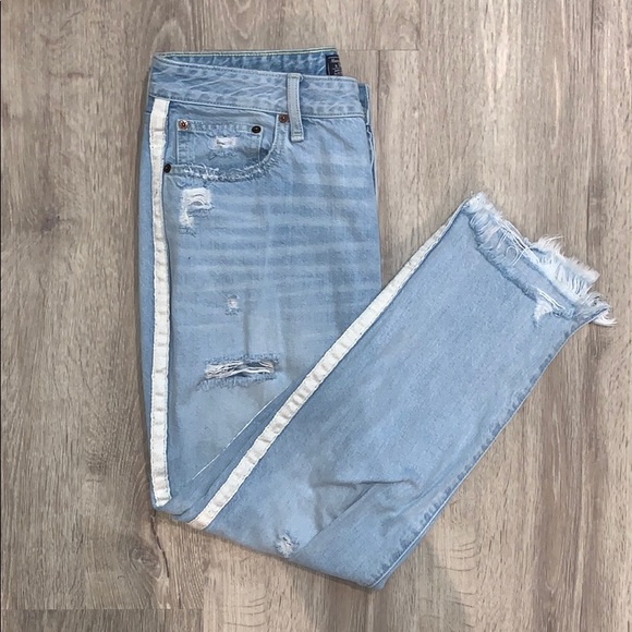 Abercrombie & Fitch Denim - Light Wash Denim with Cream Side Stripe